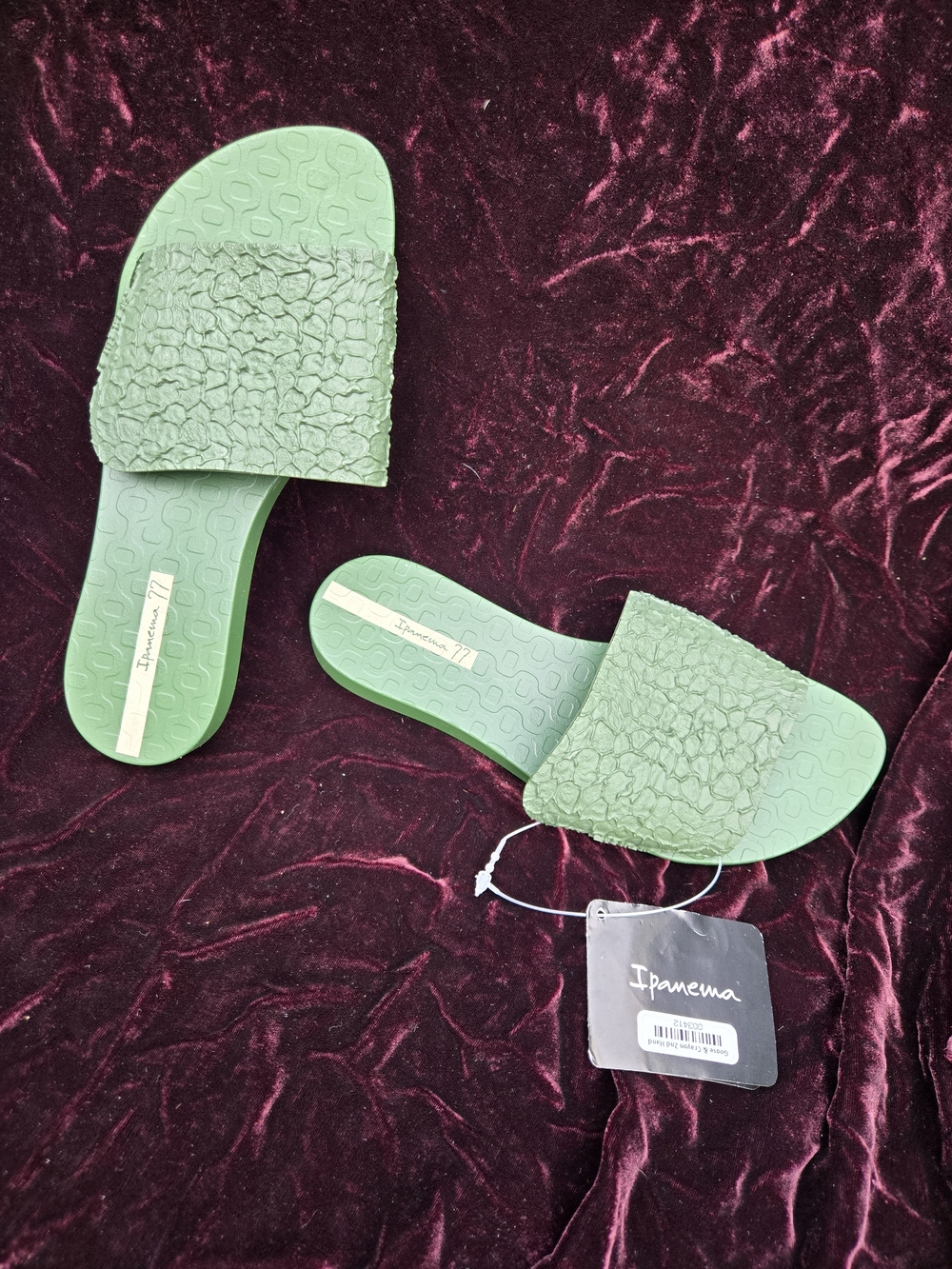Ipanema Green Slide Sandals Size 6 Textured Strap Rubber Slides Brazil